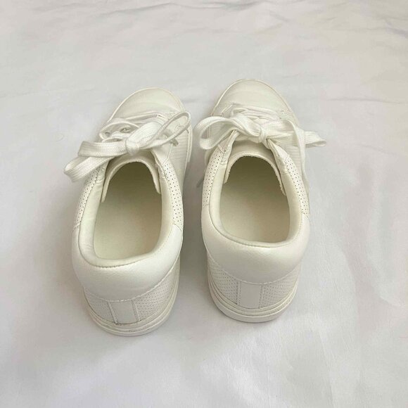 A New Day Maddison White Sneakers Size 7 - Picture 5 of 5